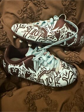 Puma Kids Light Blue and Maroon Graphic Soccer Cleats